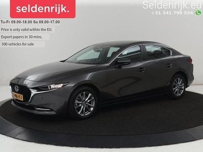 Używany Mazda 3 Comfort 186 KM (136 kW) 2023 Szary Sedan/Limuzyna