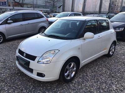 Gebraucht Suzuki Swift Club 92 PS (67 kW) 2007 Weiß Kleinwagen