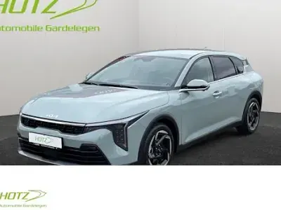 Neu Kia Ceed Spirit 150 PS (110 kW) 2026 Grün Kleinwagen