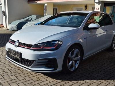 Gebraucht VW Golf VII GTI 230 PS (169 kW) 2018 Silber Limousine