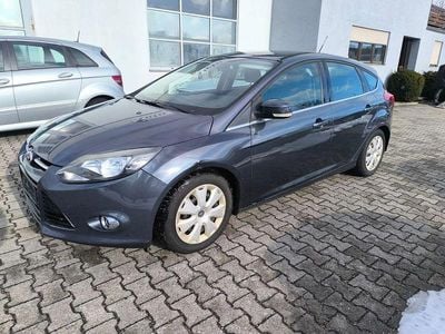Grau Gebraucht 2012 Ford Focus Titanium Limousine | 3.300 € (Guter Preis)