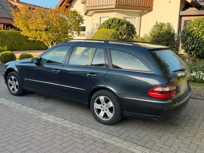 Brugt Mercedes E280 194 HK (142 kW) 2005 Blå Stationcar