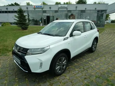 Neu Suzuki Vitara Club 110 PS (80 kW) 2026 Weiß SUV