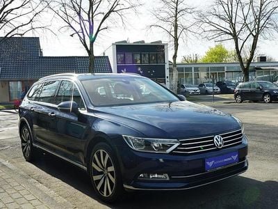Usata VW Passat Comfortline 190 CV (139 kW) 2016 Blu Station wagon