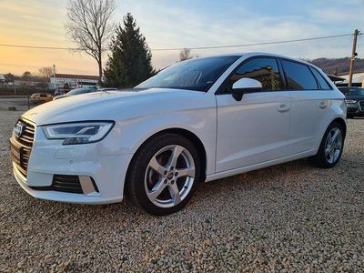 Weiß Gebraucht 2019 Audi A3 Sport Limousine | 16.900 € (Fairer Preis)