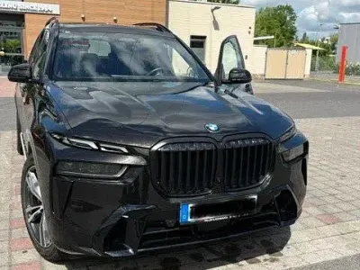 Gebraucht BMW X7 Sport Line 352 PS (258 kW) 2024 Schwarz SUV