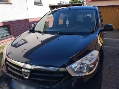 Gebraucht Dacia Lodgy Prestige 115 PS (84 kW) 2015 Blau Van / Kleinbus