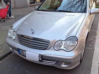 Mercedes C200