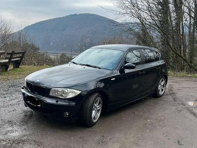 Gebraucht BMW 116 116 PS (85 kW) 2006 Schwarz Kleinwagen