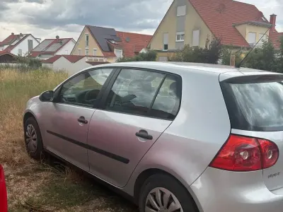 Gebraucht VW Golf V 75 PS (55 kW) 2005 Silber Kleinwagen