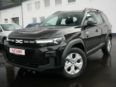 Neu Dacia Bigster Essentiel 140 PS (102 kW) 2026 Schwarz SUV