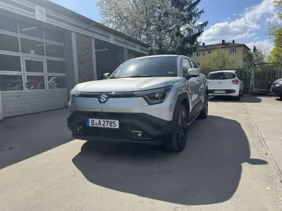 Neu Suzuki Vitara Comfort+ 135 kW (184 PS) 2026 Splendid silver pearl metallic SUV