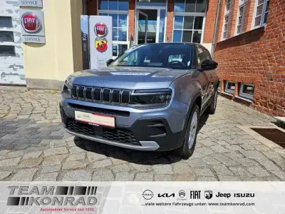 Nuova Jeep Avenger Altitude 101 CV (74 kW) 2025 Grigio SUV