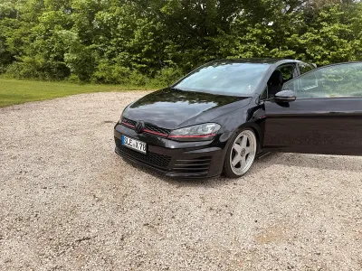 Gebraucht VW Golf VII GTI 300 PS (220 kW) 2013 Schwarz Limousine