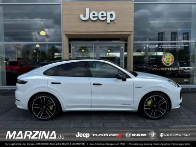 Gebraucht Porsche Cayenne Coupe Platinum Edition 462 PS (339 kW) 2023 Weiß SUV