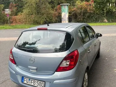 Gebraucht Opel Corsa Color Edition 80 PS (58 kW) 2009 Blau Kleinwagen