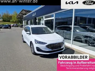 Używany Ford Focus Titanium 120 KM (88 kW) 2022 Biały Kombi