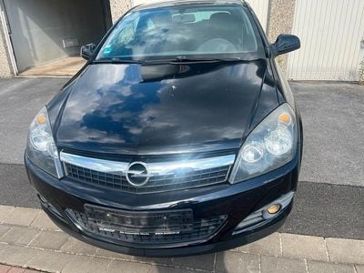 Opel Astra GTC