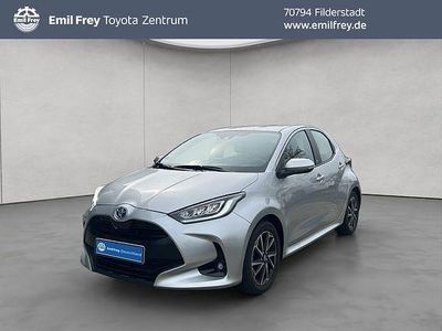 Usata Toyota Yaris Hybrid Basis 116 CV (85 kW) 2022 Argento Berlina