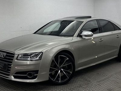 Cuveesilber Gebraucht 2017 Audi S8 Sport Limousine | 40.400 € (Guter Preis)
