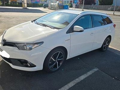 Toyota Auris Touring Sports