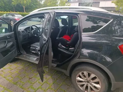 Gebraucht Ford Kuga 163 PS (119 kW) 2010 Schwarz SUV