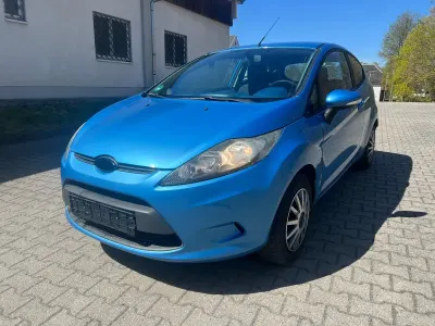Usata Ford Fiesta 82 CV (60 kW) 2009 Blu Utilitaria