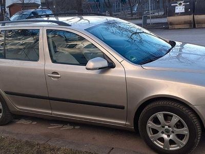 Beige Gebraucht 2006 Skoda Octavia Ambiente Kombi | 3.000 € (Etwas zu teuer)