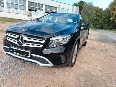 Mercedes GLA200