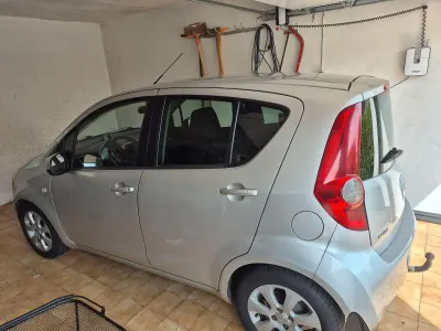 Gebraucht Opel Agila Edition 94 PS (69 kW) 2009 Silber Kleinwagen