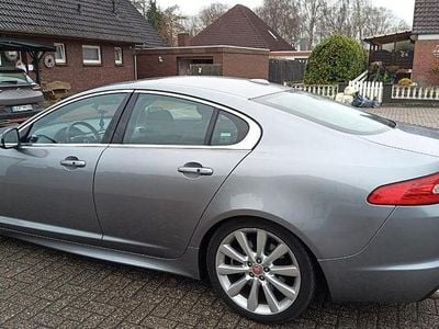 Gebraucht Jaguar XF Premium Luxury 275 PS (202 kW) 2010 Grau Limousine