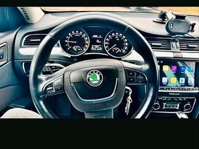 Gebraucht Skoda Superb 170 PS (125 kW) 2013 Grau Kombi