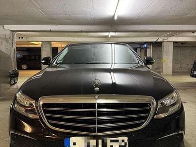 Gebraucht Mercedes E220 194 PS (142 kW) 2016 Schwarz Limousine