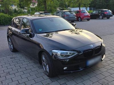 Gebraucht BMW 120 184 PS (135 kW) 2012 Schwarz Kleinwagen