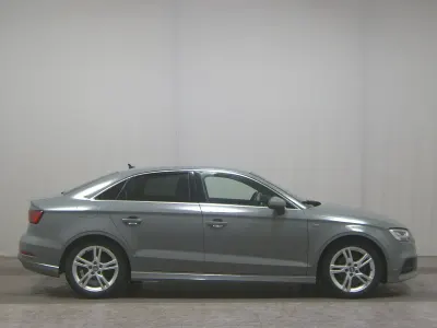 Usata Audi A3 S-Line 150 CV (110 kW) 2020 Grigio Berlina
