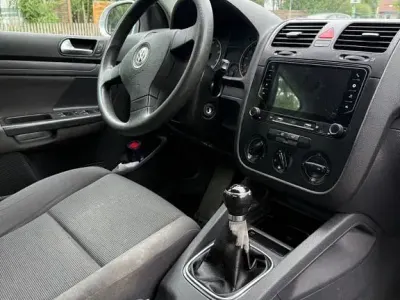 Gebraucht VW Golf IV Trendline 75 PS (55 kW) 2005 Silber Limousine