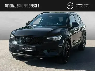 Gebraucht Volvo XC40 Plus 163 PS (119 kW) 2025 Onyx schwarz SUV