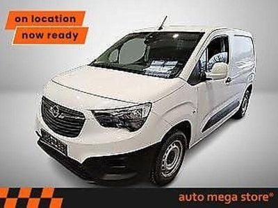Weiß Gebraucht 2020 Opel Combo Edition Limousine | 8.946 € (Guter Preis)