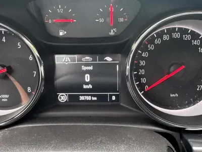 Gebraucht Opel Astra 150 PS (110 kW) 2019 Blau Limousine