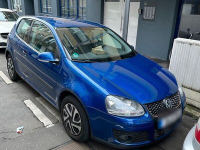 gebraucht VW Golf V mit wineg k.m