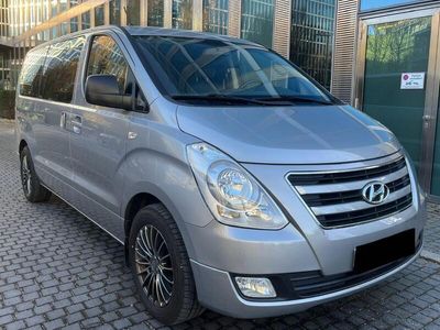 Hyundai H-1