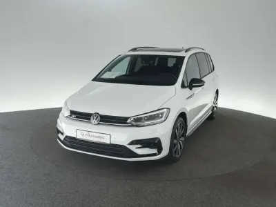 Gebraucht VW Touran Highline 150 PS (110 kW) 2025 Weiß Van / Kleinbus