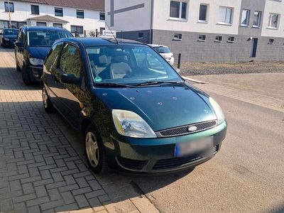 Gebraucht Ford Fiesta 69 PS (50 kW) 2005 Grün Kleinwagen
