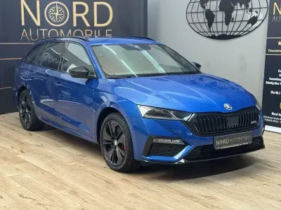 Gebraucht Skoda Octavia RS 245 PS (180 kW) 2022 Raceblau metallic (metallic) Kombi