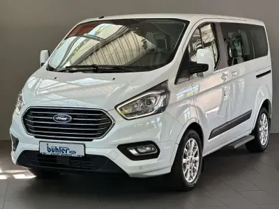 Gebraucht Ford Tourneo Trend 105 PS (77 kW) 2019 Weiß Van / Kleinbus
