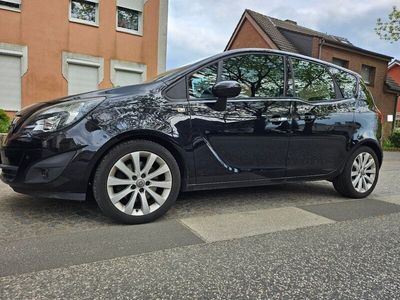 gebraucht Opel Meriva B TÜF 3 .2025 Ein sparsames auto disel 1.7 Maschine