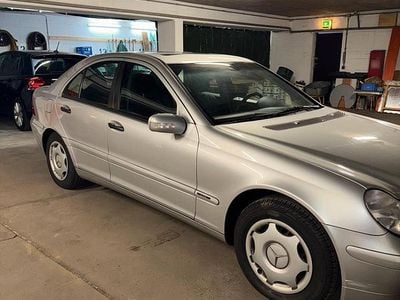 Gebraucht Mercedes C180 2001 Silber Limousine