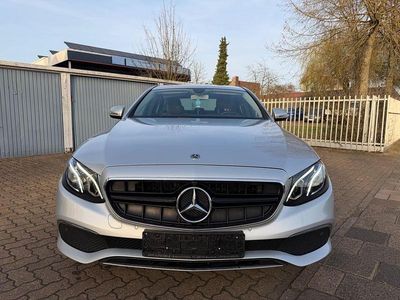 Gebraucht Mercedes E200 160 PS (117 kW) 2020 Silber Limousine