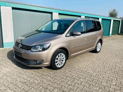 Gebraucht VW Touran Highline 105 PS (77 kW) 2012 Beige Van / Kleinbus