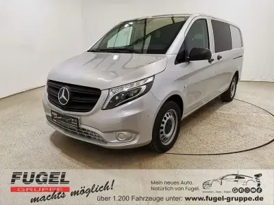 Usado Mercedes Vito 190 HP (139 kW) 2021 Prateado Van